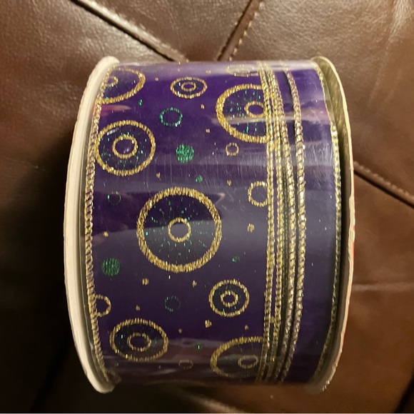 NEW ROLL OF WIRE EDGE PURPLE/GOLDEN CHRISTMAS  RIBBON 50 Yards 4” - Picture 2 of 4